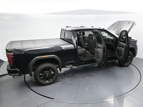 Used 2025 GMC Sierra 2500 AT4 AWD/4WD image 43