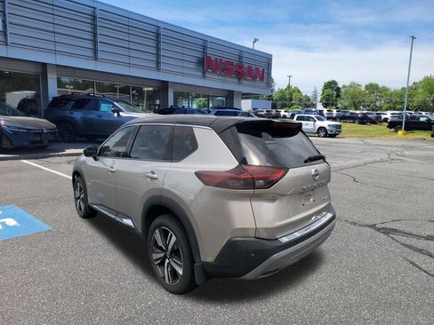Used 2021 Nissan Rogue SL AWD/4WD image 6