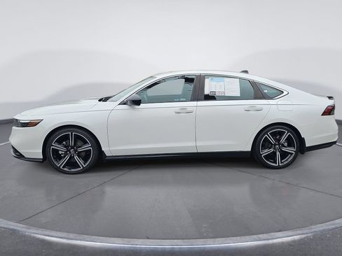 Used 2023 Honda Accord Sport image 6