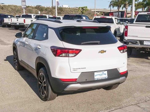 New 2026 Chevrolet TrailBlazer LT w/ Convenience Package image 9