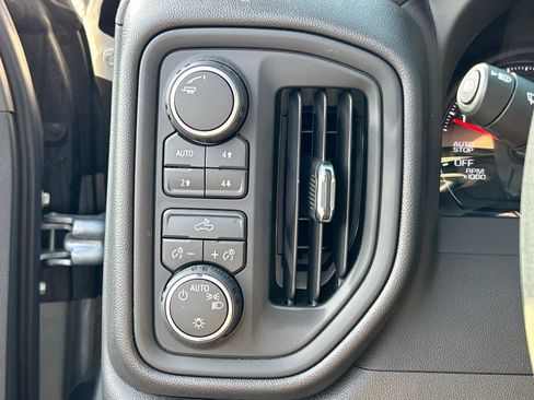 Used 2026 Chevrolet Silverado 1500 Custom Trail Boss w/ LPO, Dark Essentials Package AWD/4WD image 29
