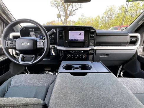 Used 2024 Ford F250 XLT AWD/4WD image 20