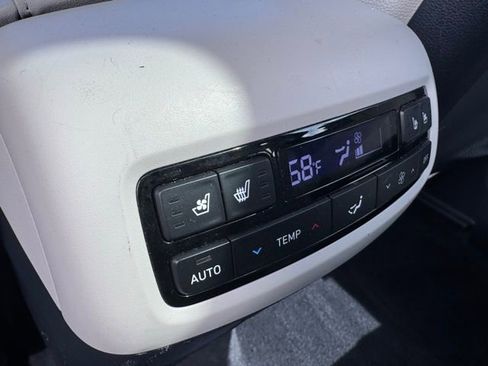 Used 2023 Hyundai Palisade Limited w/ Cargo Package image 13