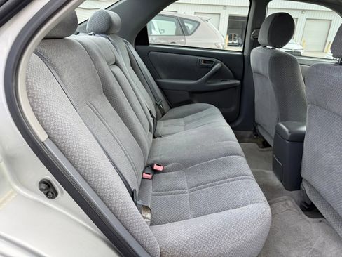 Used 2001 Toyota Camry CE image 20