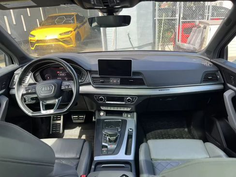 Used 2019 Audi SQ5 Premium Plus w/ Premium Plus Package image 12