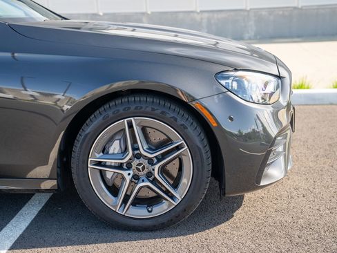 Used 2021 Mercedes-Benz E 450 4MATIC Sedan image 9