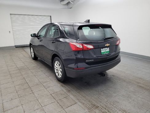 Used 2020 Chevrolet Equinox LS image 5