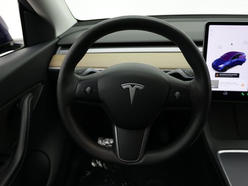 Used 2021 Tesla Model Y 2WD image 27