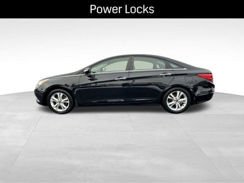 Used 2012 Hyundai Sonata Limited image 16