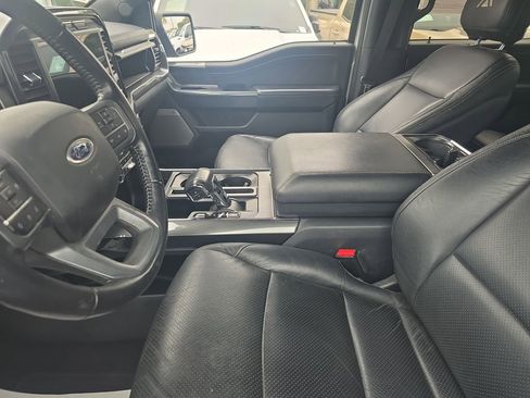 Used 2022 Ford F150 XLT w/ Equipment Group 302A High image 16