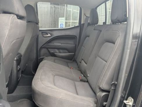Used 2021 Chevrolet Colorado LT w/ LT Convenience Package AWD/4WD image 10