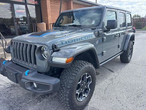 Used 2023 Jeep Wrangler Unlimited Rubicon 4xe w/ Cold Weather Group AWD/4WD image 2