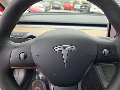 Used 2023 Tesla Model 3 Standard Range RWD image 23