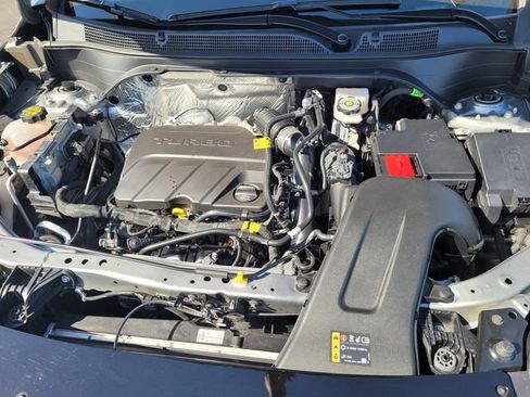 Used 2025 Chevrolet Trax ACTIV w/ Driver Confidence Package FWD image 30