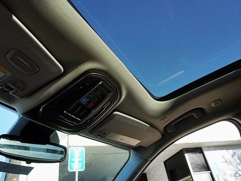 New 2023 Jeep Grand Cherokee 4WD 4xe image 28