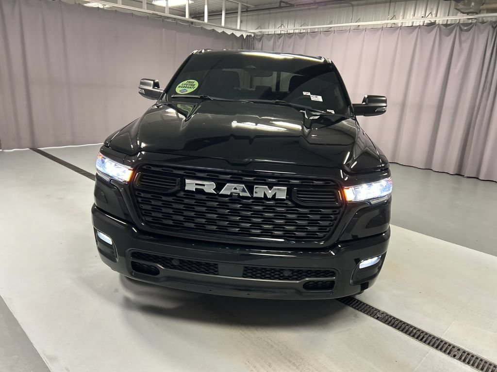 Used 2025 RAM 1500 Big Horn AWD/4WD image 2