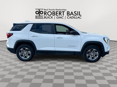 Used 2026 GMC Terrain Elevation AWD/4WD image 9