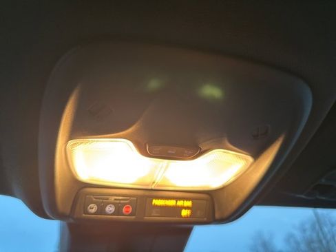 Used 2023 Chevrolet Colorado Z71 w/ Z71 Convenience Package 2 image 61