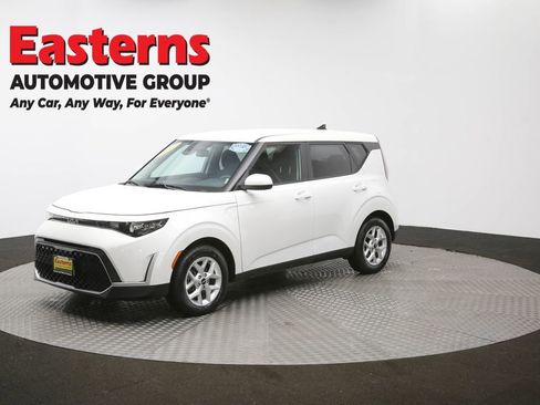 Used 2024 Kia Soul LX w/ Option Group 015 image 69