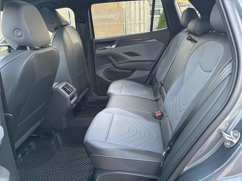 New 2026 Volkswagen Tiguan SE R-Line AWD/4WD image 15
