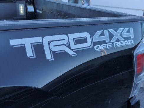 Used 2021 Toyota Tacoma TRD Off-Road image 35