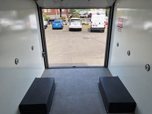 Used 2023 Ford Transit 350 DRW RWD image 30