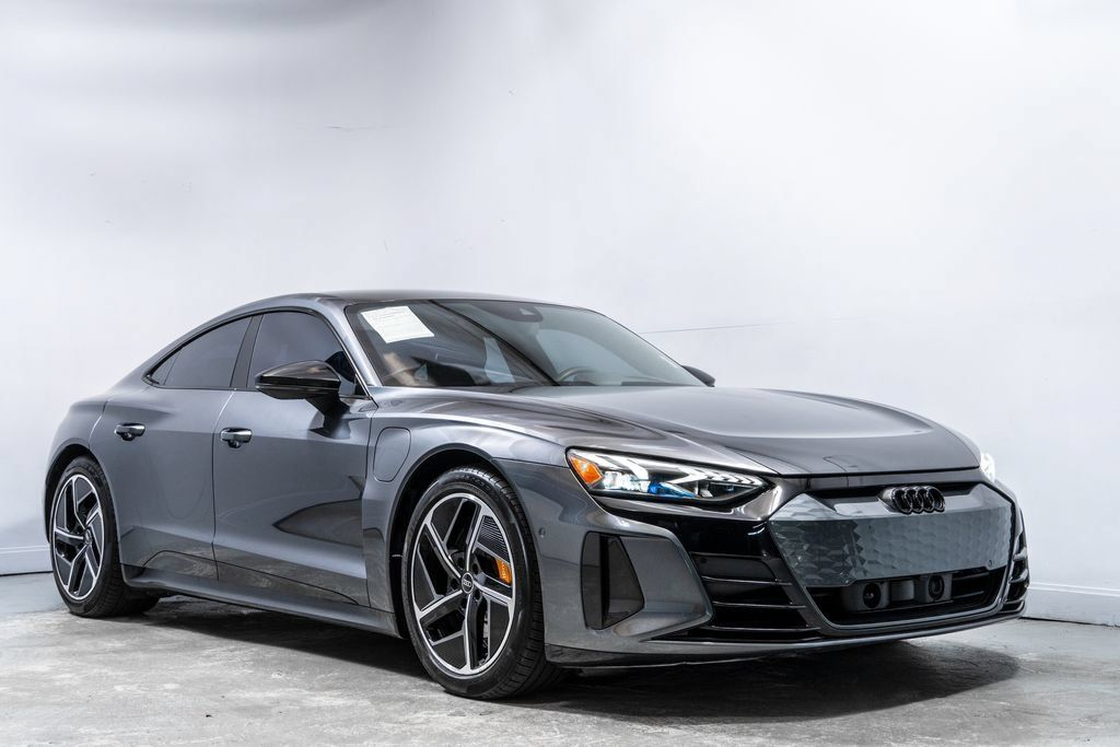Used 2023 Audi RS e-tron GT w/ Carbon Performance Package AWD/4WD image 9