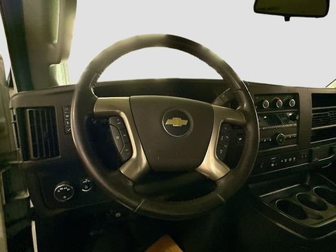 Used 2019 Chevrolet Express 3500 LS image 12