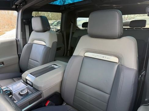 Used 2024 GMC Hummer EV 3X image 10