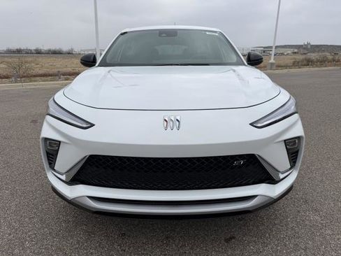 New 2026 Buick Envista Sport Touring image 4