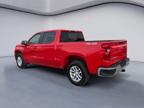 Used 2024 Chevrolet Silverado 1500 LT image 3