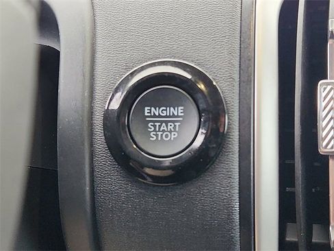 Certified 2025 Ford Expedition Max Active image 13