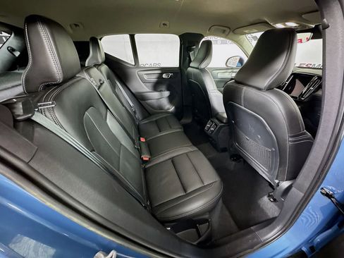 Used 2023 Volvo XC40 B5 Core w/ Convenience Package AWD/4WD image 27