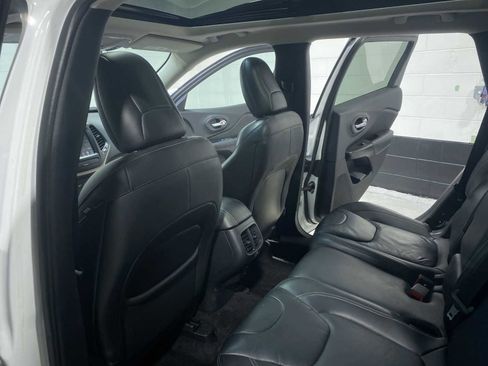 Used 2016 Jeep Cherokee High Altitude image 12