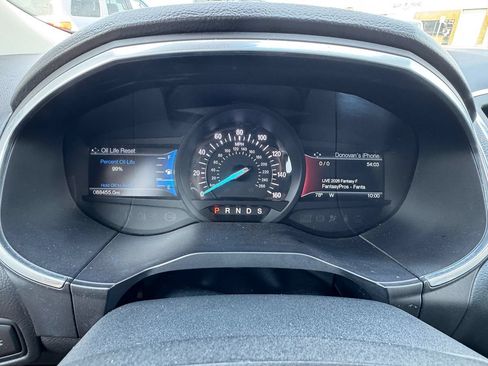 Used 2018 Ford Edge Titanium w/ Equipment Group 302A AWD/4WD image 20