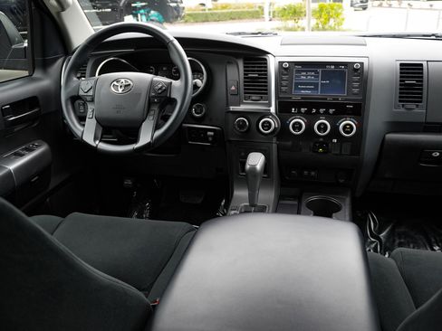 Used 2022 Toyota Sequoia TRD Sport image 26