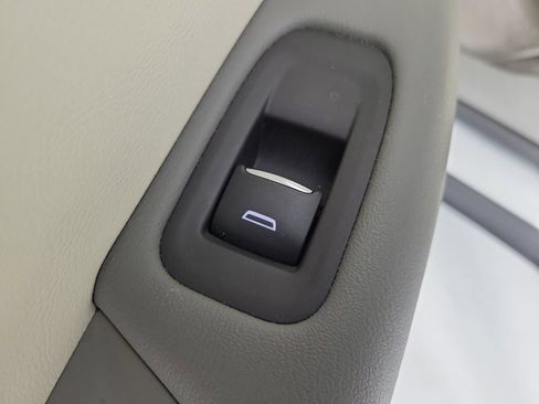 Used 2020 Cadillac XT5 Premium Luxury FWD image 14