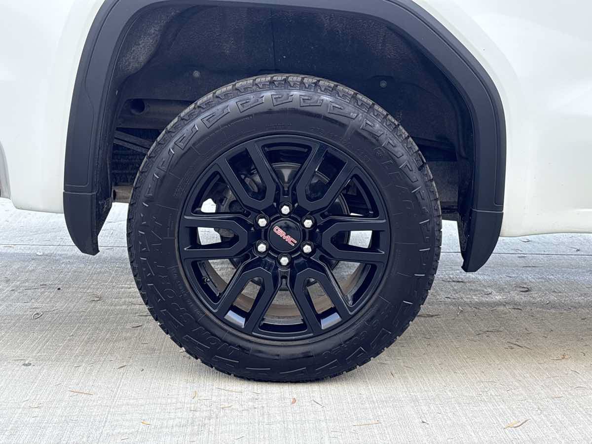Used 2020 GMC Sierra 1500 Elevation w/ Elevation Value Package AWD/4WD image 9