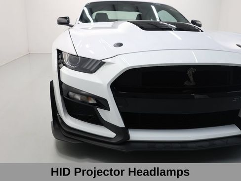 Used 2022 Ford Mustang Shelby GT500 w/ Carbon Fiber Track Pack RWD image 49