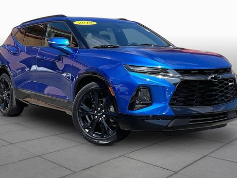 Used 2019 Chevrolet Blazer RS w/ Sun and Wheels Package FWD image 3