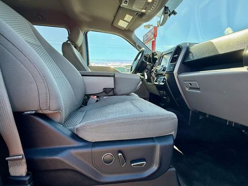 Used 2015 Ford F150 XLT w/ Equipment Group 302A Luxury AWD/4WD image 17