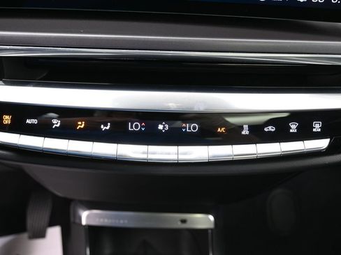 Used 2024 Cadillac Lyriq Tech RWD image 30
