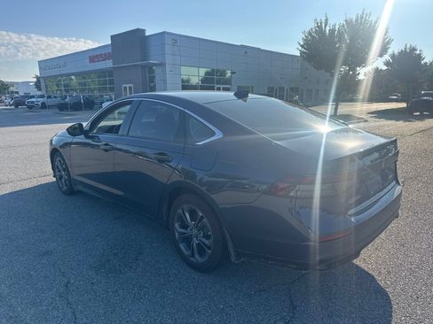 Used 2023 Honda Accord EX-L image 7