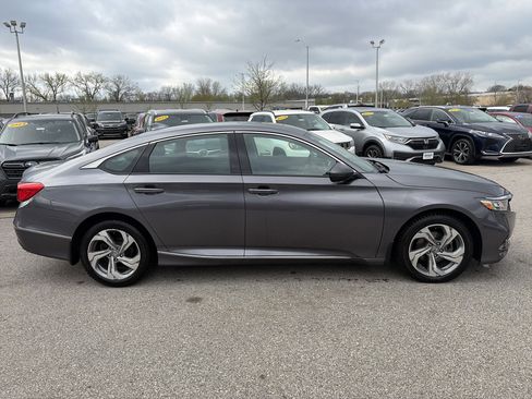 Used 2018 Honda Accord EX-L image 4