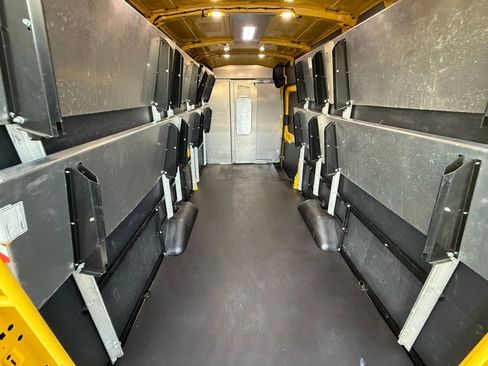 Used 2019 Ford Transit 250 148 High Roof Extended image 23