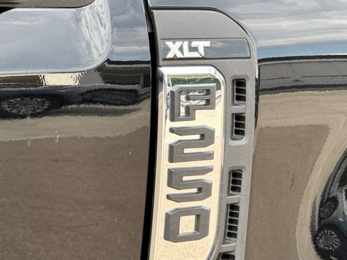 New 2025 Ford F250 XLT image 23