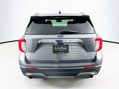 Used 2024 Ford Explorer Limited image 7