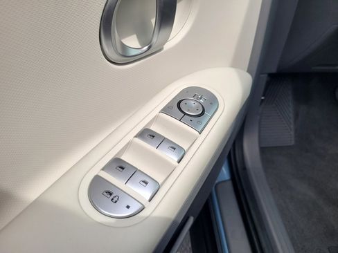 Used 2024 Hyundai Ioniq 5 SE RWD image 26