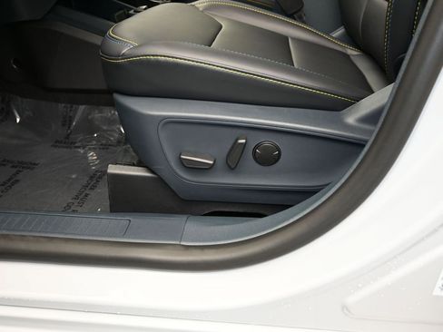 New 2026 Ford Maverick Lobo AWD/4WD image 20