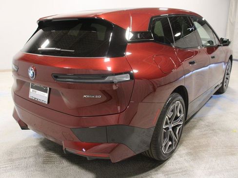 Used 2025 BMW iX xDrive50 image 10